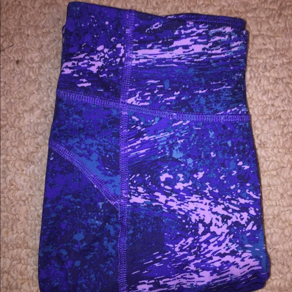 Champion Purple Pant-Splattered Capri Leggings
